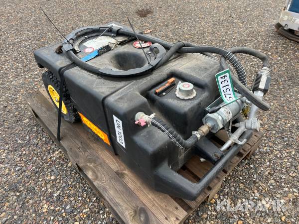 Mobil Tank Cemo 95 Liter med pumpe og pistol