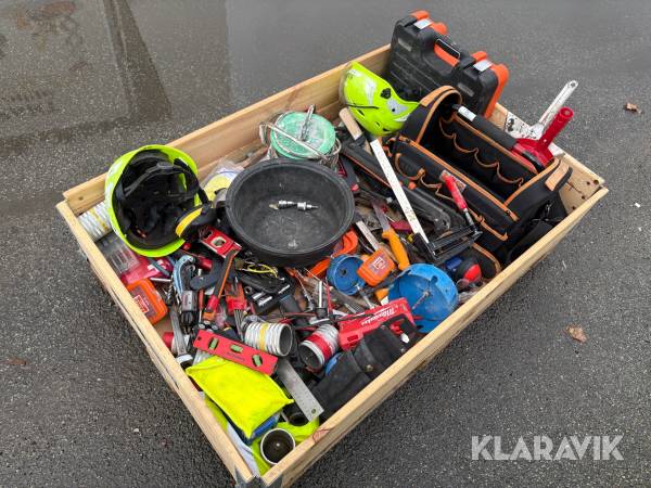 Assorteret værktøj og tilbehør - 1 palle