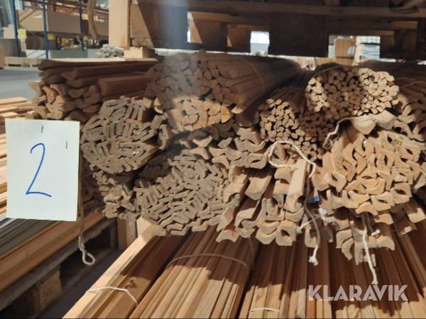 Trælister assorteret cirka 800 styk