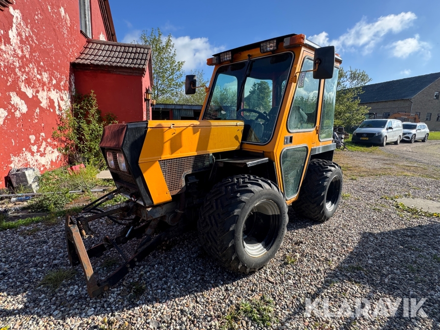 Redskabsbærer Scantrak 38-4WD