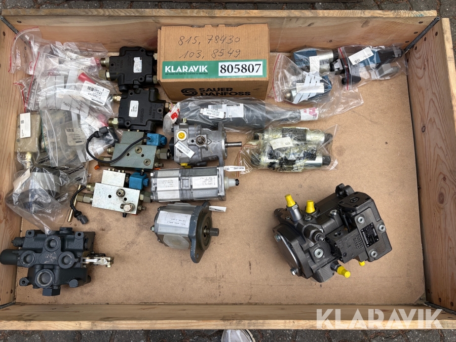Lot: Hydrauliske komponenter Rexroth, Hidromek, husco, Sauer Danfoss. cirka 20 dele
