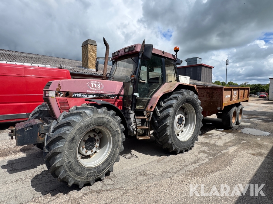 Traktor med vogn Case International 5150