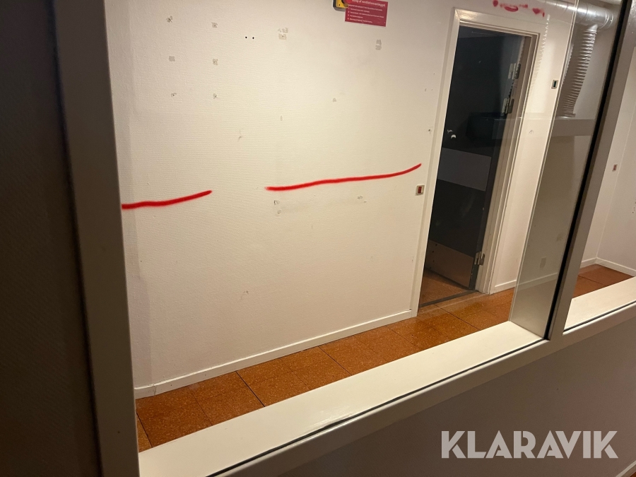 Indvendige vinduer 5 styk med rullegardin