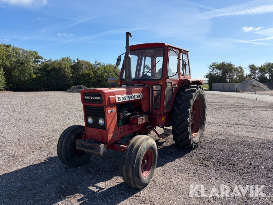 Traktor Volvo Bm 650