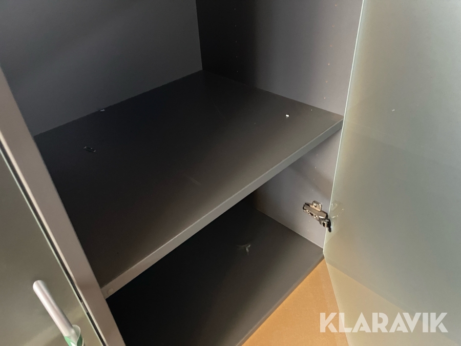 Reoler Cube design Lot, Favrskov, Klaravik auktioner