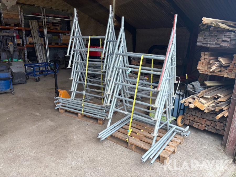 Stilladsudstyr 11 styk