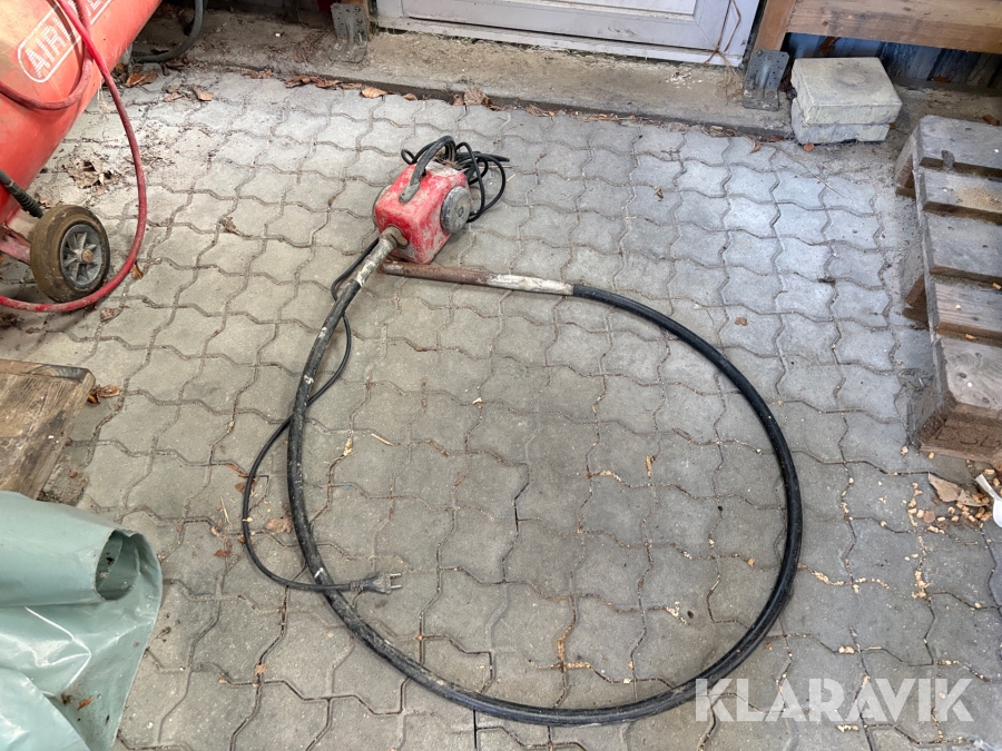 Beton vibrator