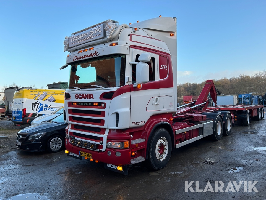 Lastbil Scania R620 med kroghejs og kranlad