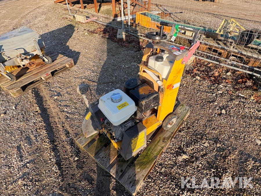 Asfaltskærer Husqvarna FS400