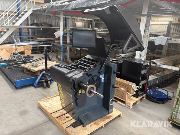 Afbalanceringsmaskine Corghi EM9580-C PLUS TOUCH