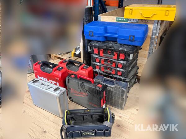 Værktøjskasser assorterede - 13 kasser
