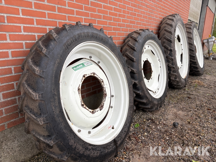 Sprøjtehjul BKT 300/95 R 52 og 270/95 R 38