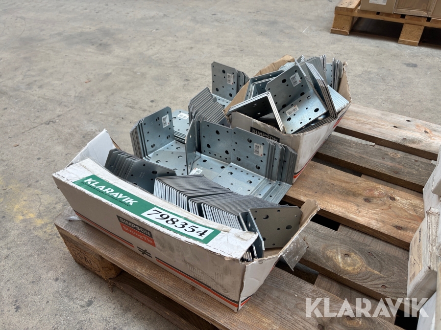 Vinkelbeslag Simpson Strong-Tie ca 250 styk galvaniserede