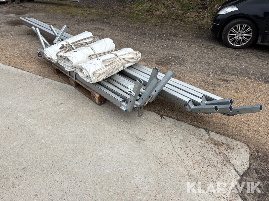 Telt - 9x9m - ekstra stormsikret -4 slidset stænger