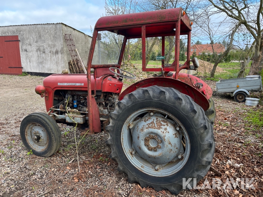 Traktor Massey Ferguson 35