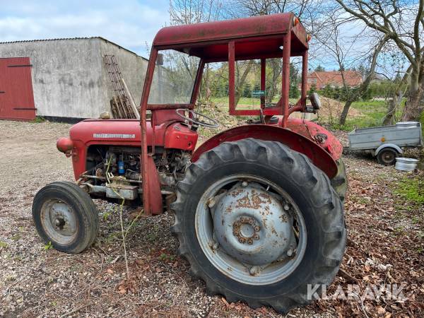 Traktor Massey Ferguson 35