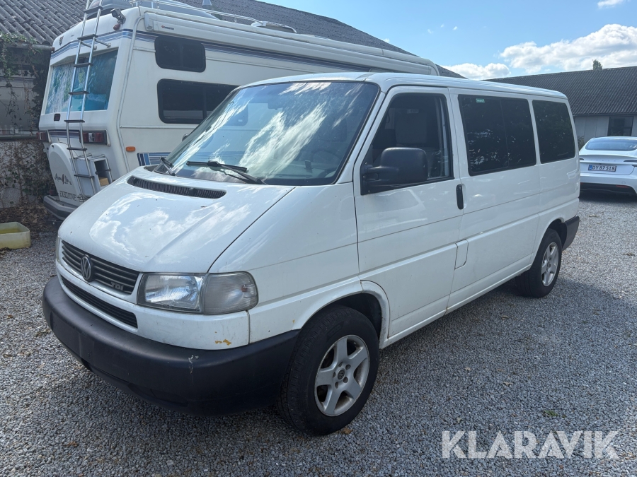 Bus Volkswagen Caravelle 10-personers 2,5 TDI