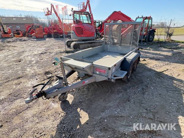 Maskintrailer Variant 2715M2