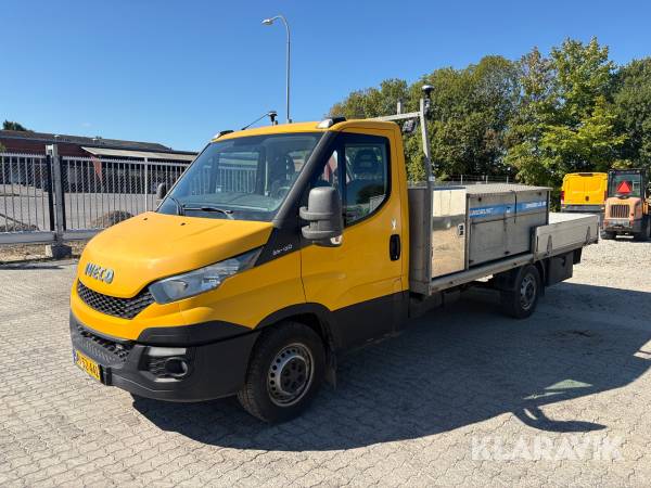 Ladbil Iveco 35S15 2,3D WB3750 - med kran