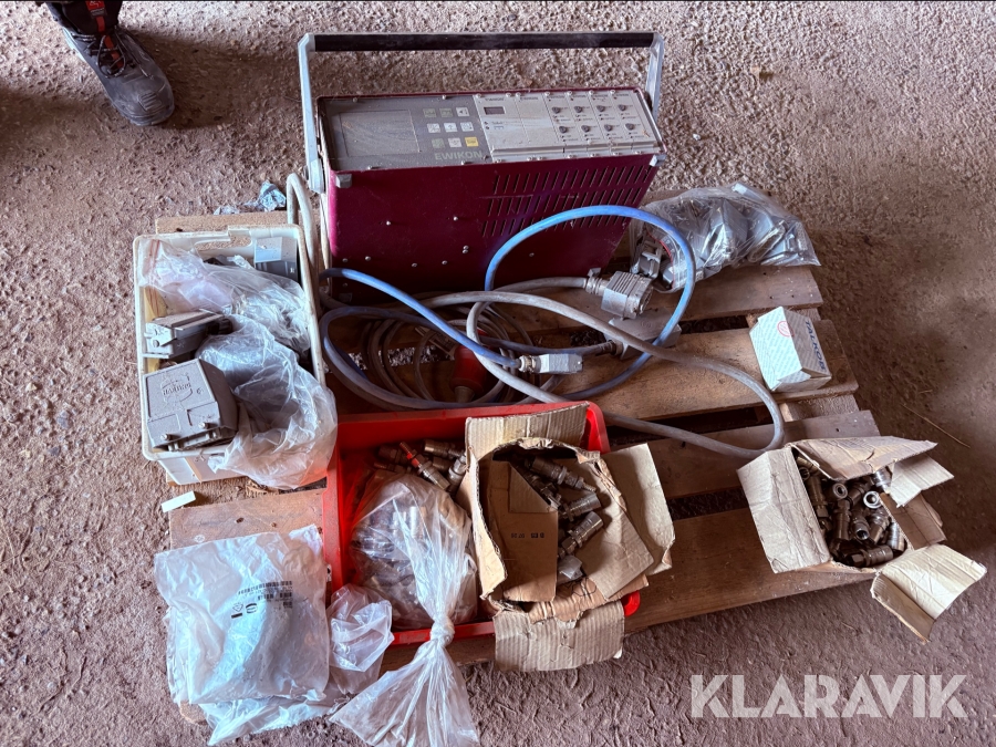 Ewikon styreenhed med Hurtigkoblinger i både stål og messing