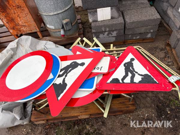 Skilte - blandet lot