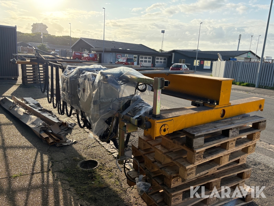 Travers Kran Krone 2,0 tons