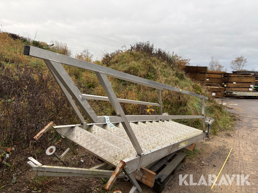 Stillads trappe Special Fabrikken Vinderup Rustfri med gelænder