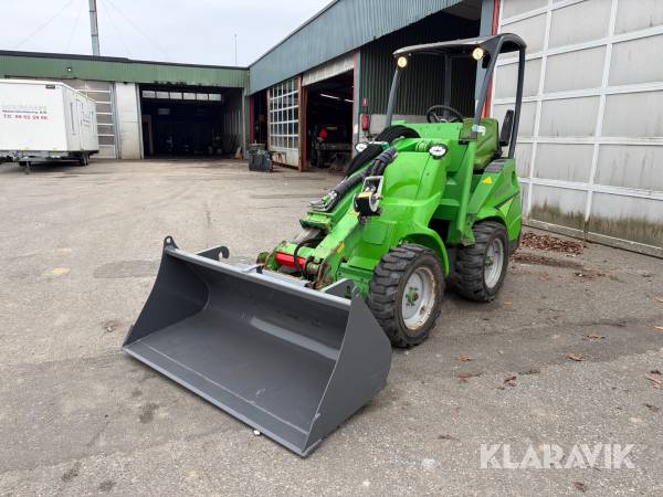 Minilæsser Avant R28 Staldkat med udskud