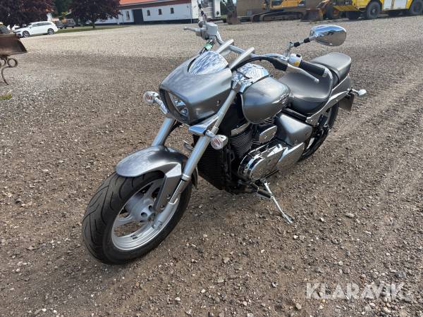 Motorcykel Suzuki Intruder M800