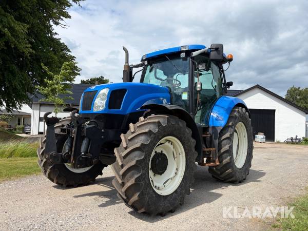 New Holland TS135A 4WD traktor med frontlift 