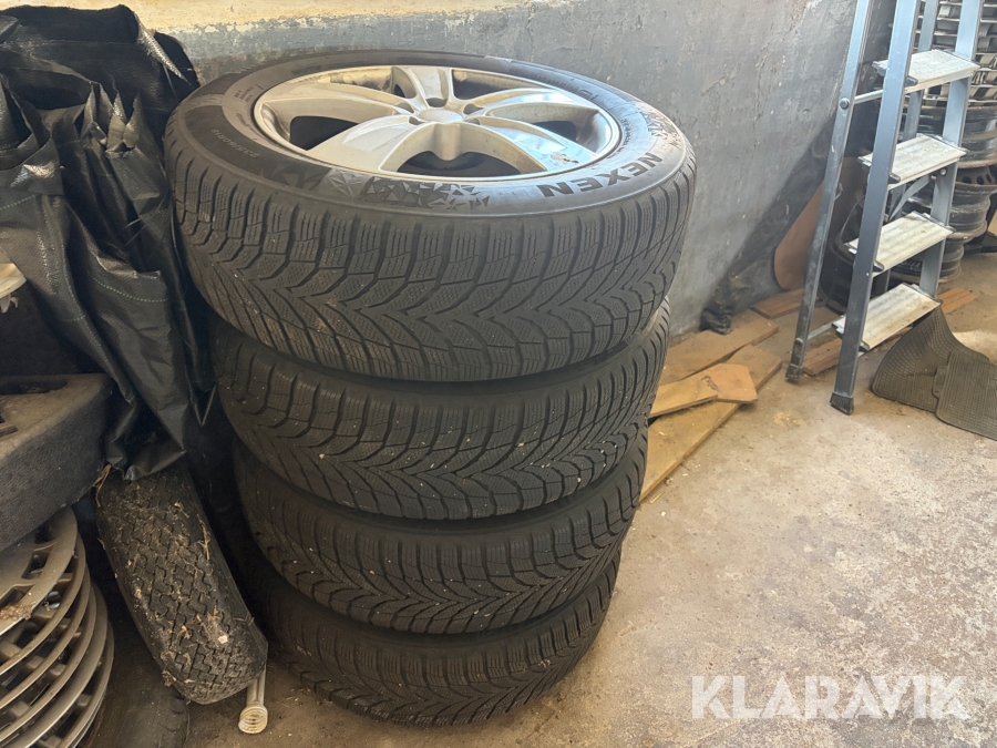 Dæk Nexen vinterdæk 235 60 R18 4 styk