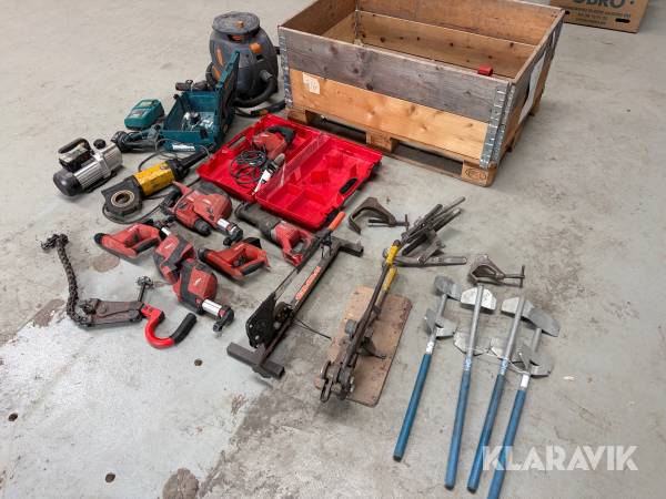 Lot - håndværktøj, støvsuger og øvrigt Taski, Hilti, Makita, Bosch 1 palle