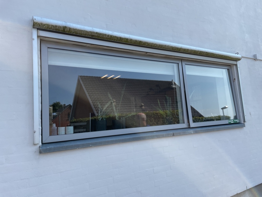 Velfac Mål 286,5 cm x91.5 cm, Hedensted, Klaravik auktioner