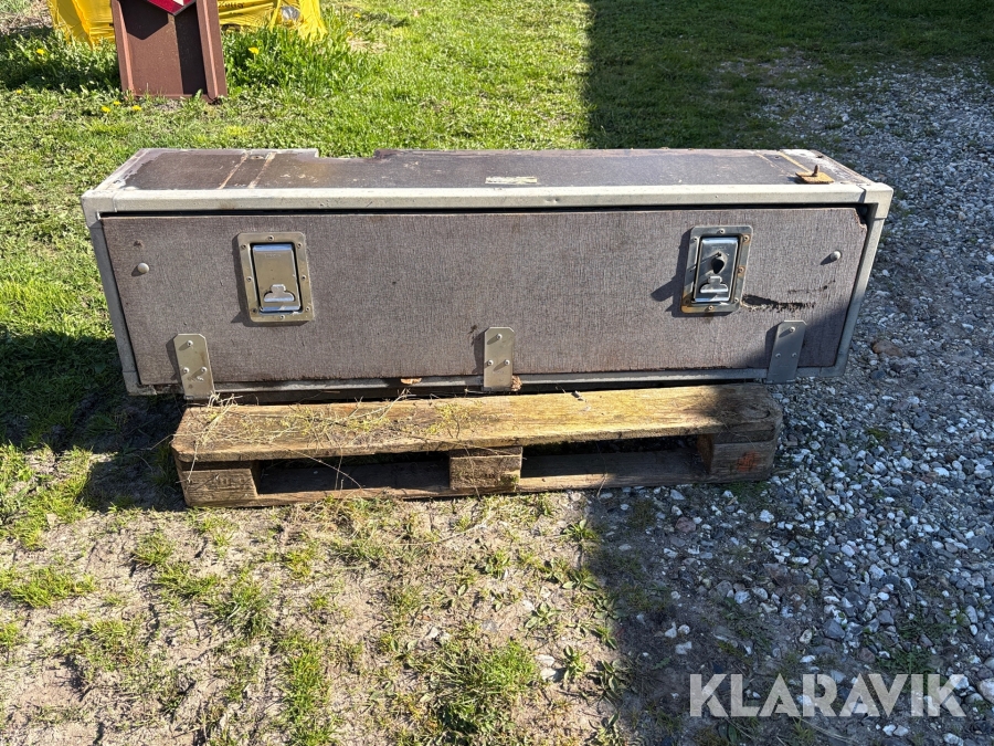 Inventarskab til køretøj