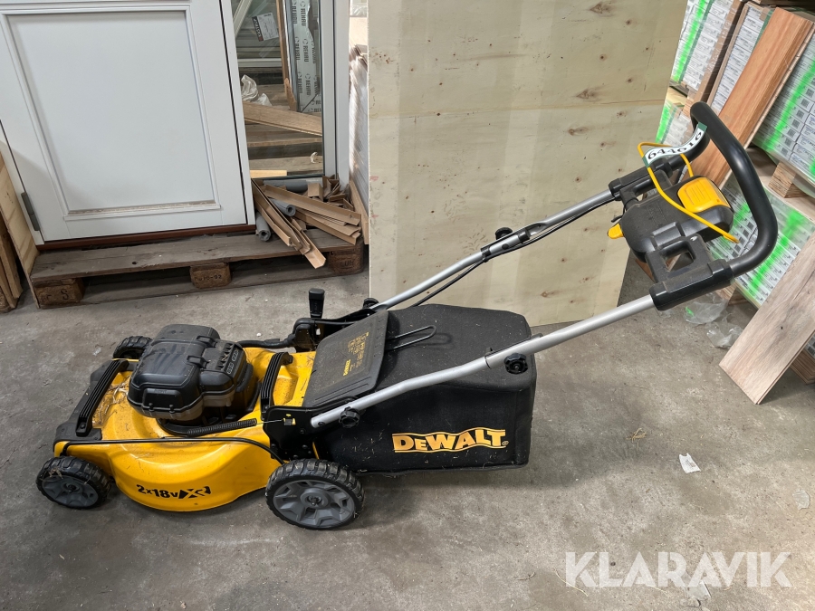 Græsslåmaskine DeWalt DCMW564 til batteri
