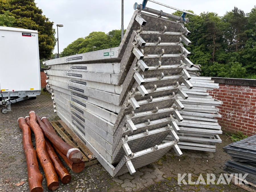 Stilladstrapper Specialfabrikken 14 stk med gelænder