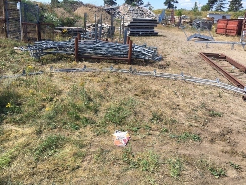 Gitterkonstruktion til telthal