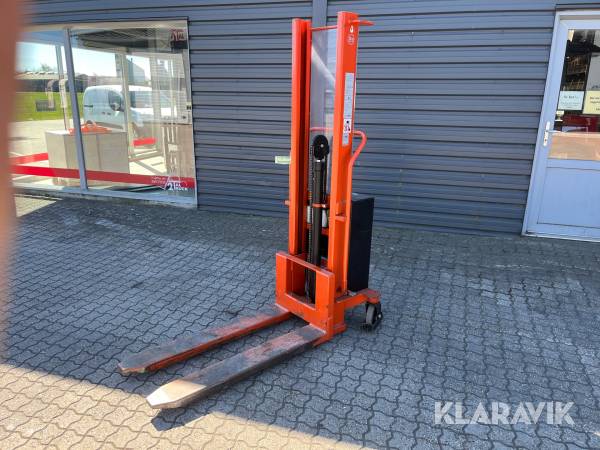 Skubbe stabler BT SH8E/3