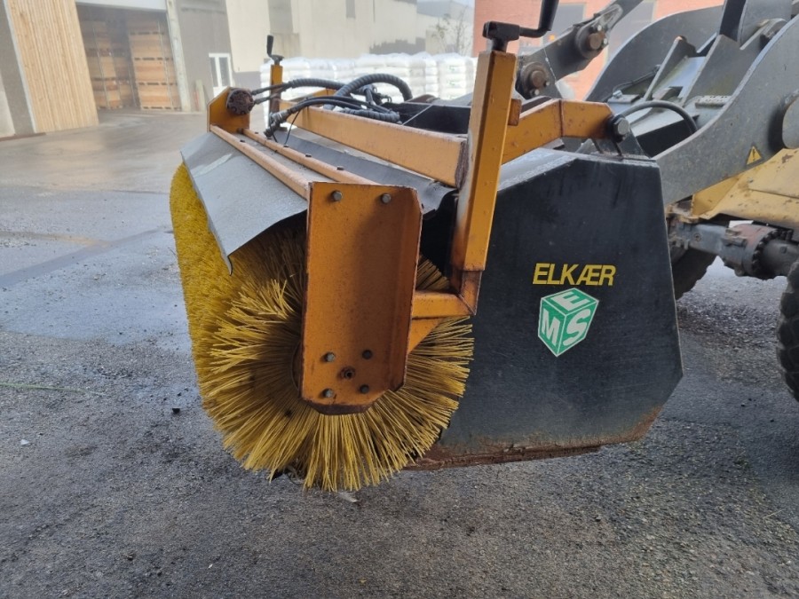Hydraulisk kost med opsamler