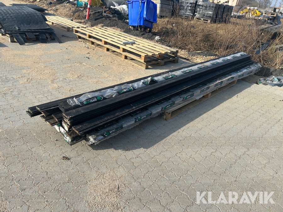 Beklædning Protræ Sortmalet gran 51 styk