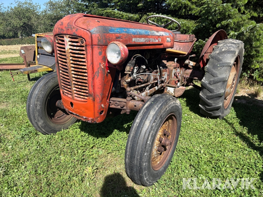 Veterantraktor Massey Ferguson 35