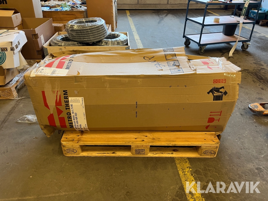 Fjernvarmebeholder Metro Therm CEN beholder model 160, Rebil