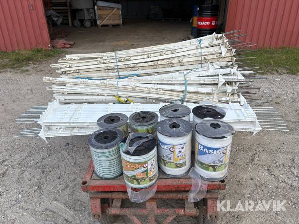 Hegnspæle og tråd blandet lot