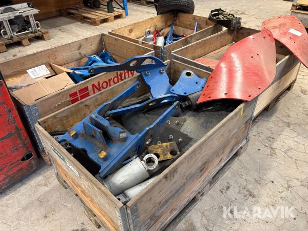 Reservedele til landbrugsmaskiner 4 paller