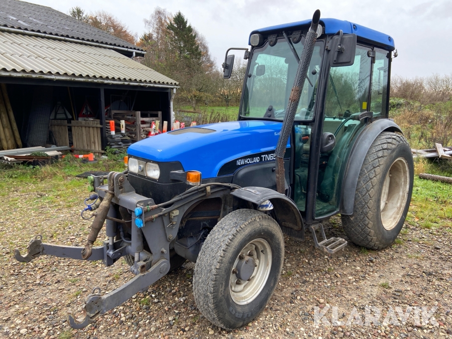 Traktor New Holland TN65V