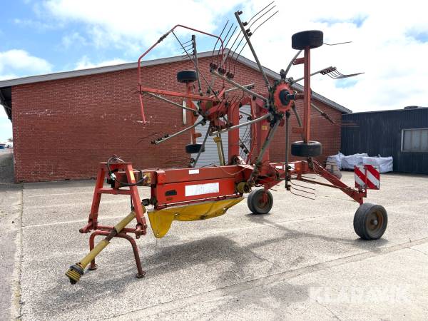 Høvender Fella TS 670