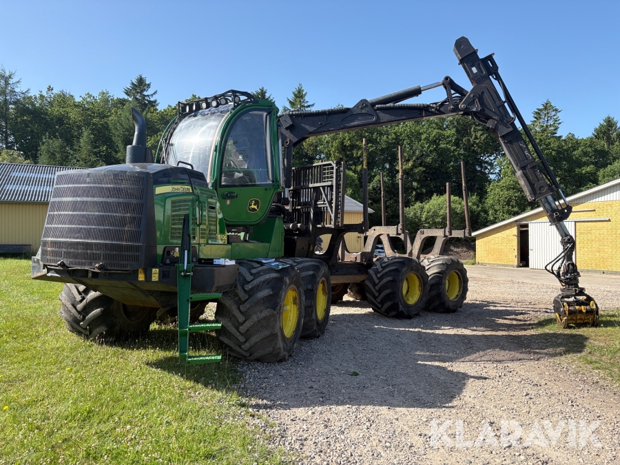 Udkører John Deere 1510G med hurtigskifte