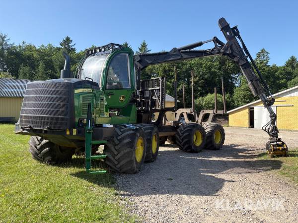 Udkører John Deere 1510G med hurtigskifte