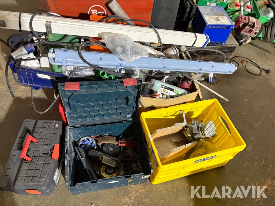 Værktøj blandet lot