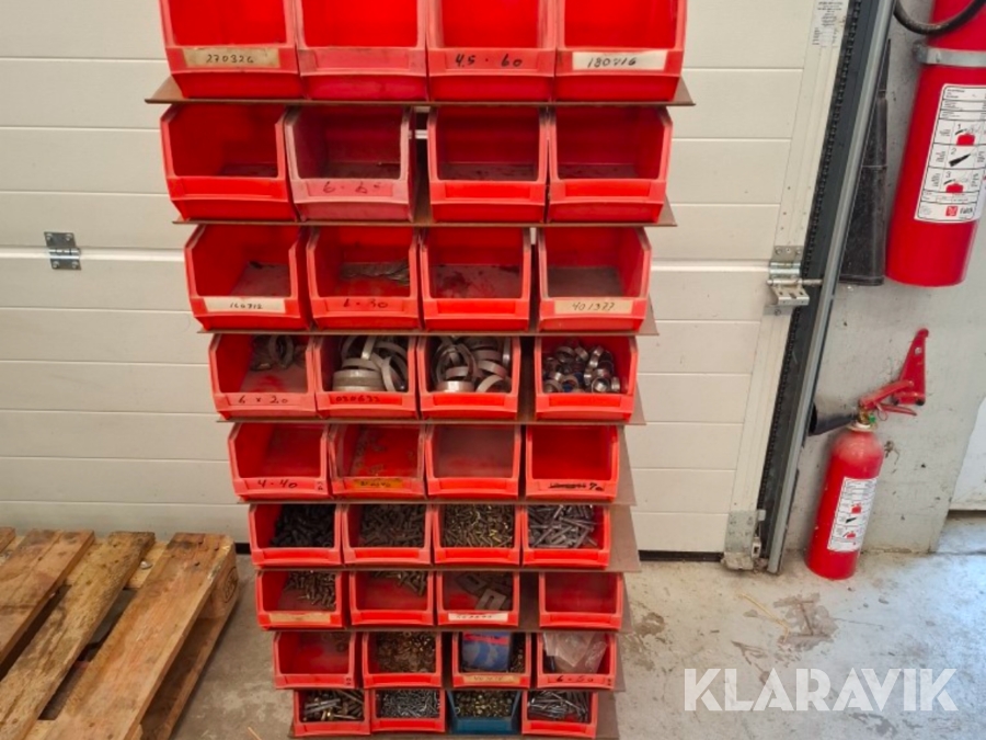 Opbevarings kasser med reol